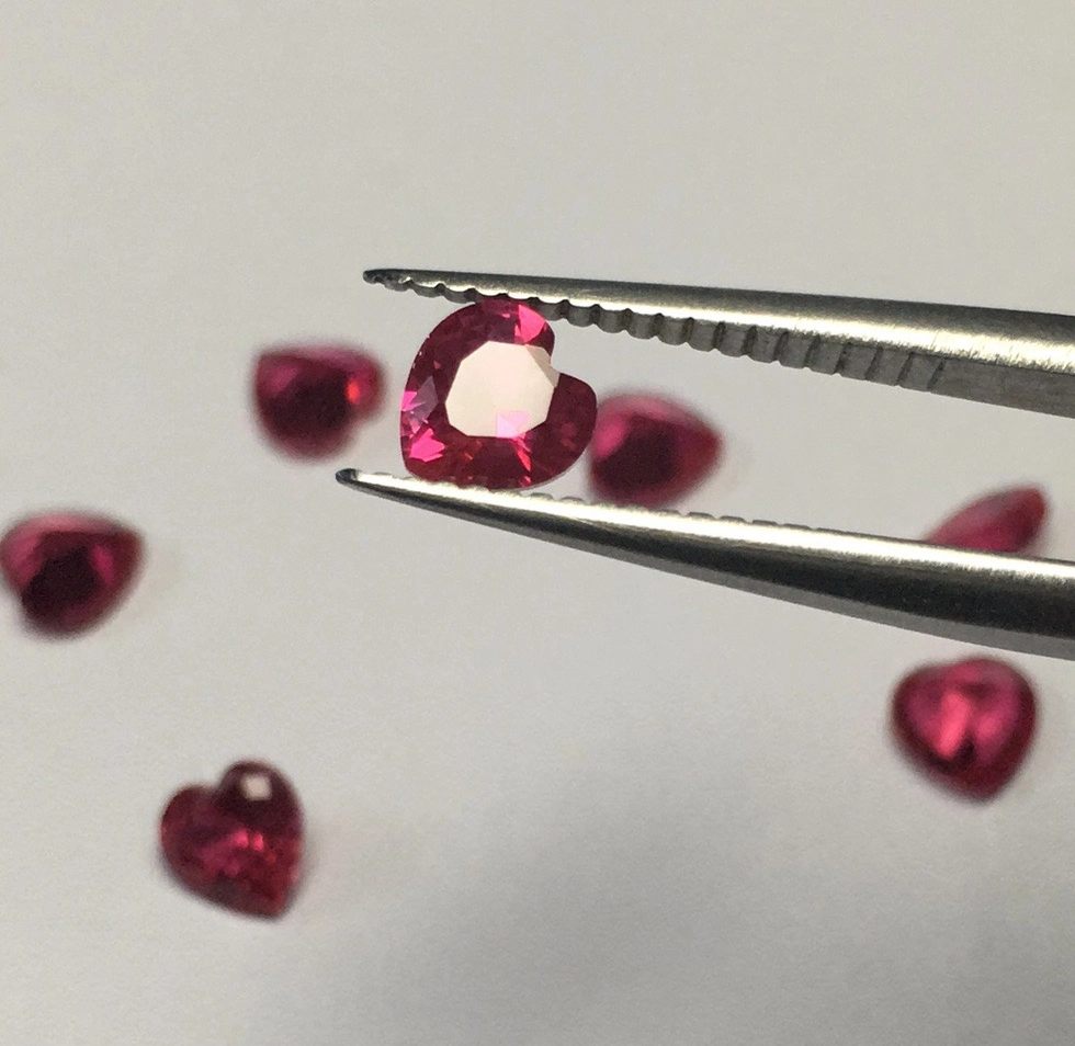 Qianjian Gems Price 5# Ruby Red Color Polished Corundum Heart Shape Cut Stones Synthetic Lab Created