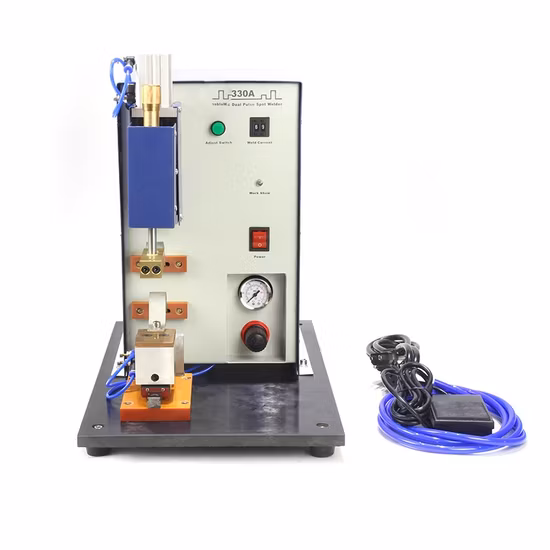 Sistema de soldagem por ponto a laser 300 W para vedação de células prismáticas e cilíndricas